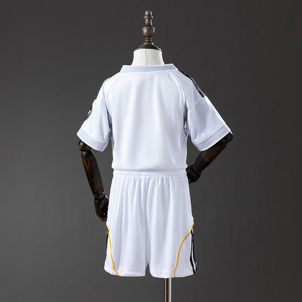 Kit Enfant Real Madrid 25/26