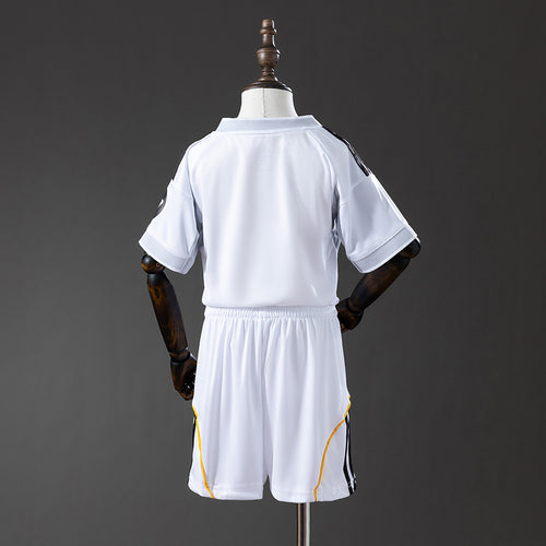 Kit Enfant Real Madrid 25/26