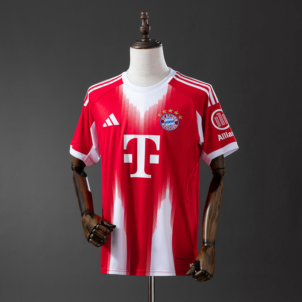Maillot Bayern Domicile 25/26