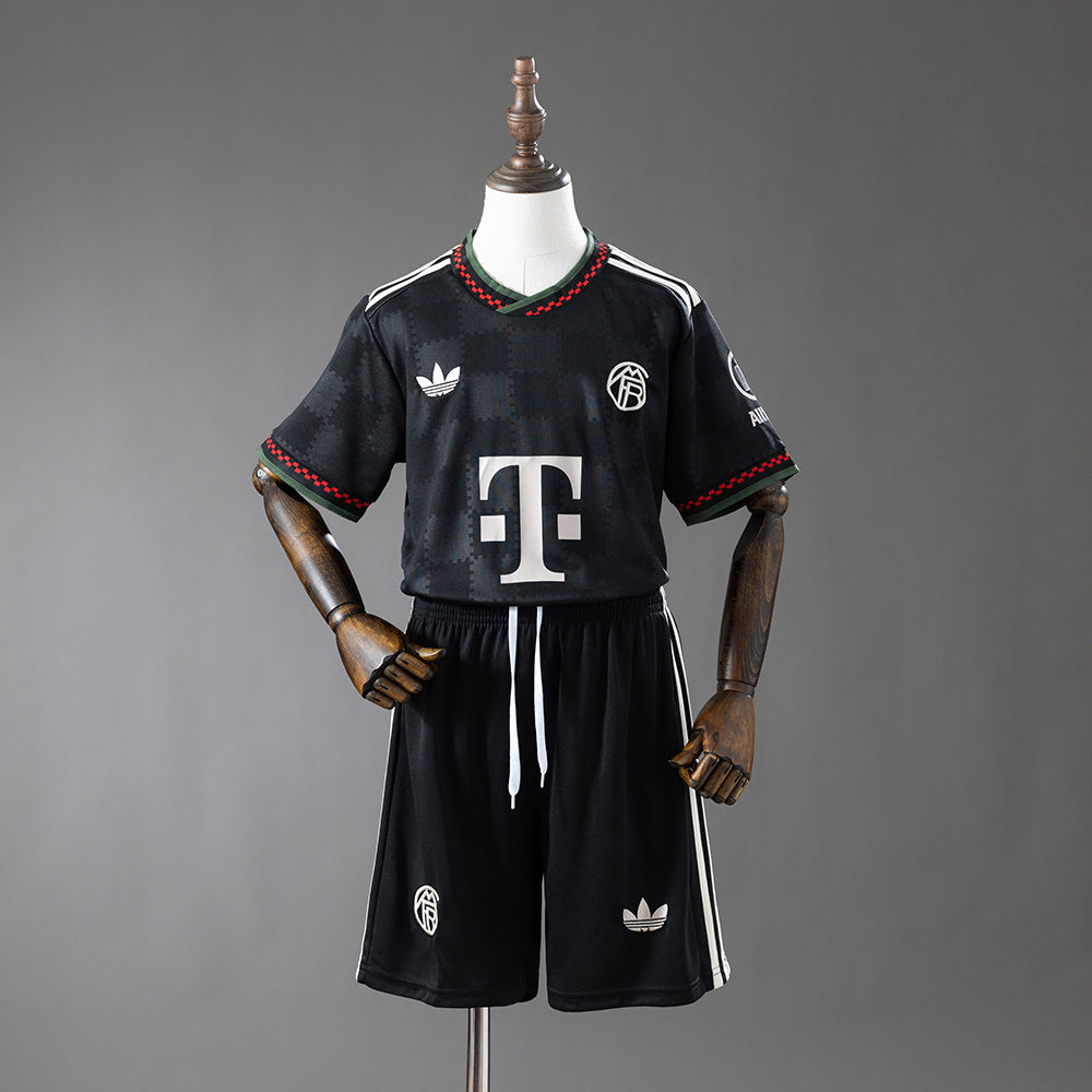 Kit Enfant Bayern 25/26