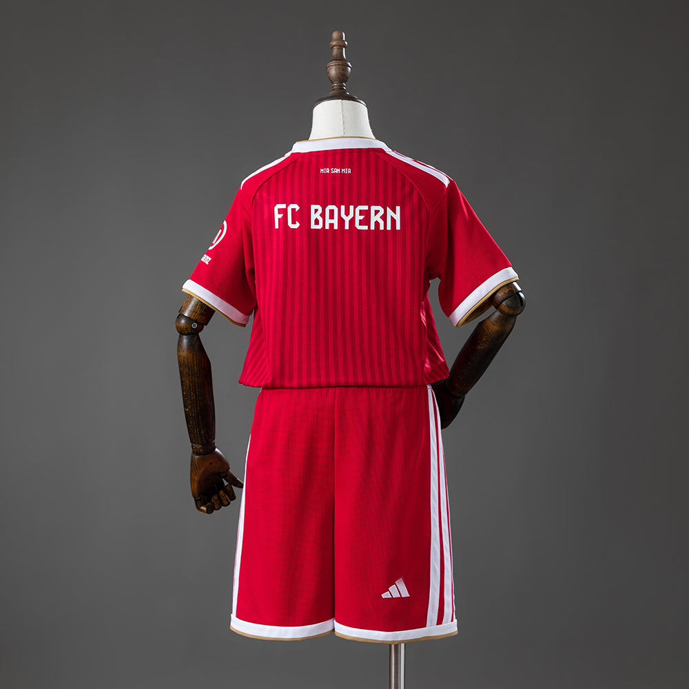 Kit Enfant Bayern 26/27